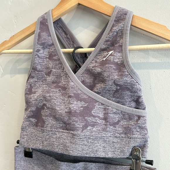 Gymshark Matching Camo Set - Picture 3 of 12